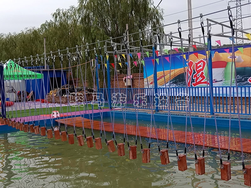 水上拓展项目