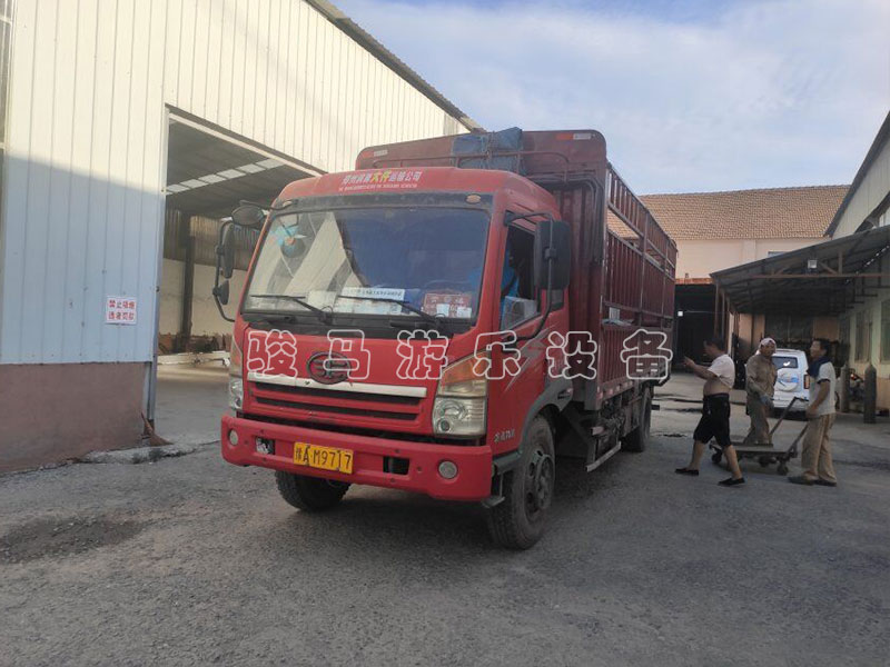 庆阳钢架网红桥正在装车